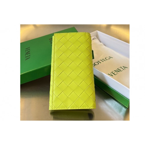 Bottega Veneta Long Intrecciato Wallet in Kiwi Leather