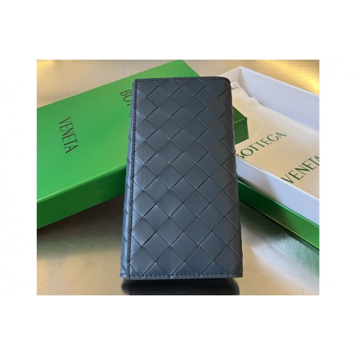 Bottega Veneta Long Intrecciato Wallet in Dark Blue Leather Bottega Veneta Long Intrecciato Wallet in Dark Blue Leather