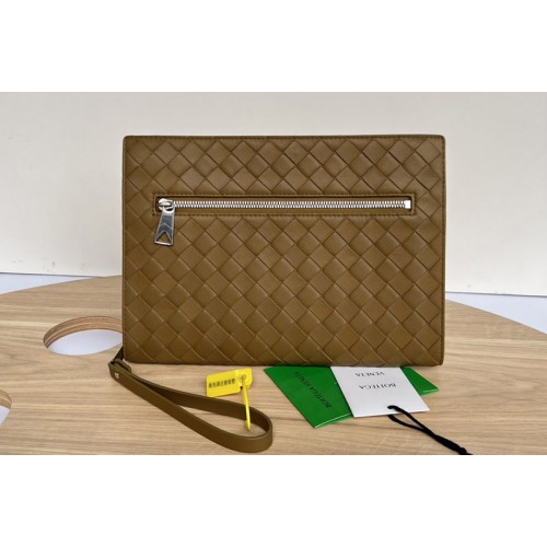 Bottega Veneta Small intrecciato leather document case in Acorn intrecciato