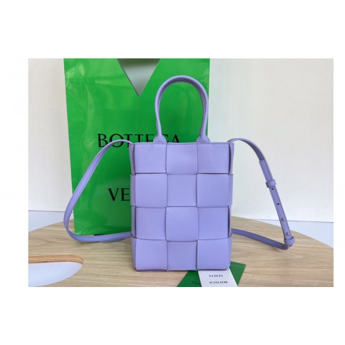 Bottega Veneta Mini Cassette Tote Bag in Wisteria intreccio leather