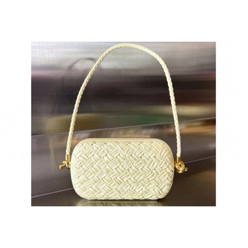 Bottega Veneta Knot On Strap Bag in Ice-Cream Leather Bottega Veneta Knot On Strap Bag in Ice-Cream Leather