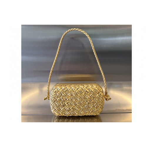 Bottega Veneta Knot On Strap Bag in Gold Leather Bottega Veneta Knot On Strap Bag in Gold Leather