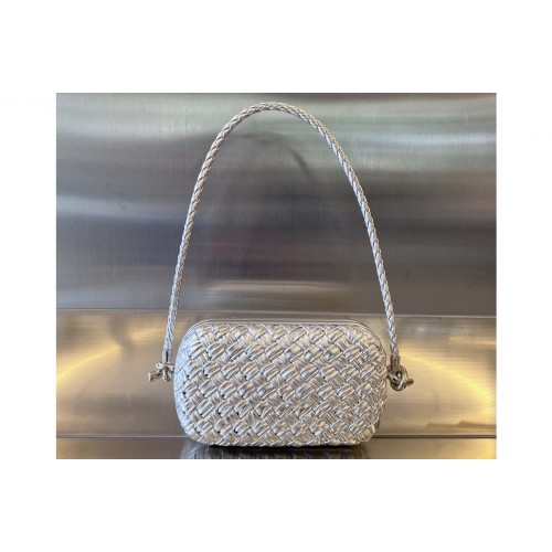 Bottega Veneta Knot On Strap Bag in Silver Leather Bottega Veneta Knot On Strap Bag in Silver Leather