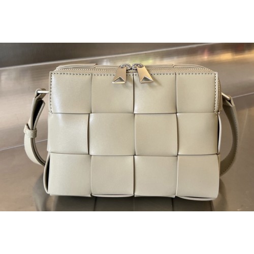 Bottega Veneta Cassette Camera Bag In Grey Leather