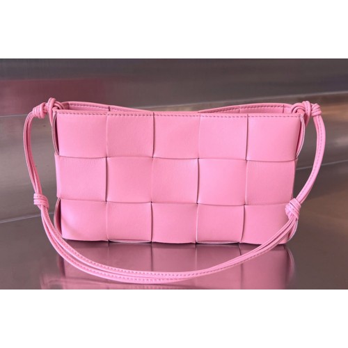 Bottega Veneta Cassette Pouch On Strap Bag In Pink Leather Bottega Veneta Cassette Pouch On Strap Bag In Pink Leather