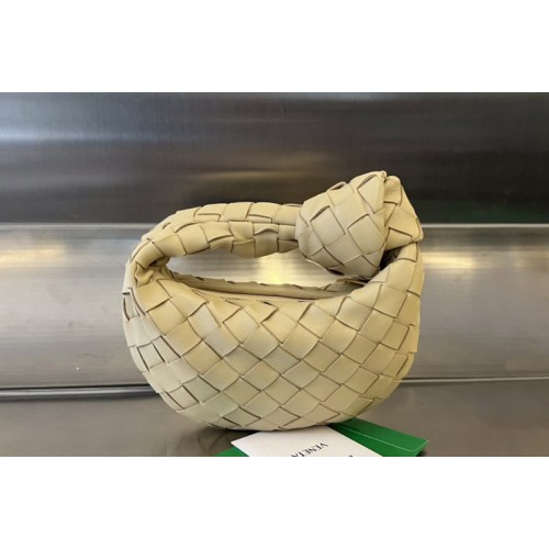 Bottega Veneta Candy Jodie Bag in Apricot intreccio leather