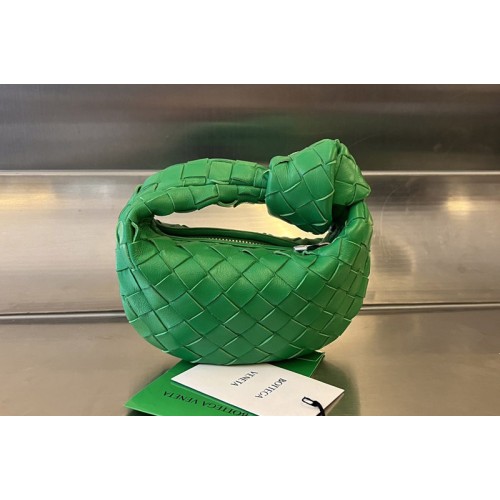 Bottega Veneta Candy Jodie Bag in Green intreccio leather With Silver Buckle