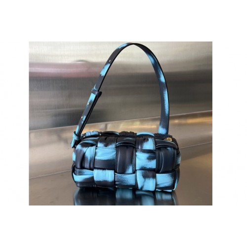 Bottega Veneta Small Brick Cassette Bag in Blue Leather Bottega Veneta Small Brick Cassette Bag in Blue Leather