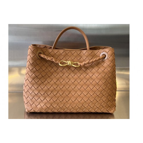 Bottega Veneta Medium Andiamo Bag in Caramel Leather Bottega Veneta Medium Andiamo Bag in Caramel Leather