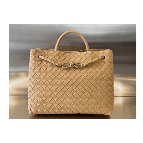 Bottega Veneta Medium Andiamo Bag in Almond Leather Bottega Veneta Medium Andiamo Bag in Almond Leather