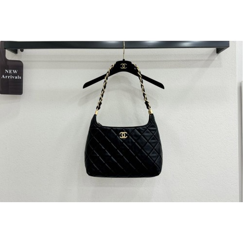 Chanel Large Hobo Bag in Black Shiny Lambskin Chanel Large Hobo Bag in Black Shiny Lambskin