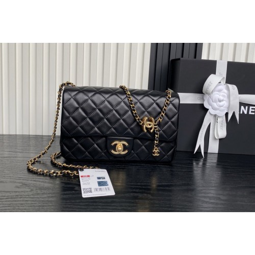 Chanel AS5756 Flap Bag in Black Leather