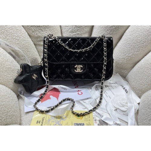 Chanel Flap Bag in Black Leather