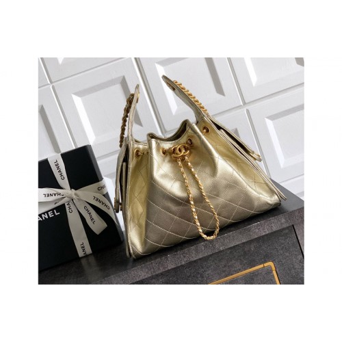 Chanel 25 Small Handbag AS5293 in Gold Leather