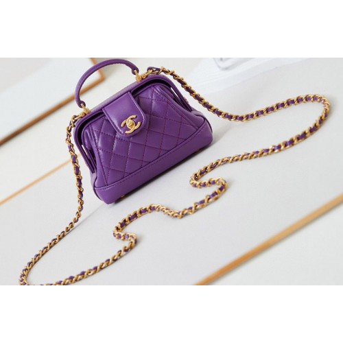 Chanel Mini Bag With Top Handle in Purple Leather