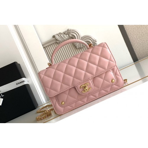 Chanel Clutch With Chain In Pink Leather Chanel Clutch With Chain In Pink Leather