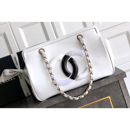 Chanel Tote bag in White Leather