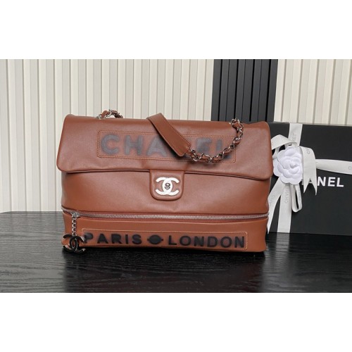 Chanel Expandable Shoulder bag in Brown Leather