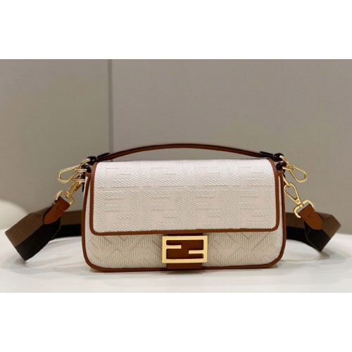 Fendi 8BR600 medium Baguette bag in Beige FF canvas bag Fendi 8BR600 medium Baguette bag in Beige FF canvas bag