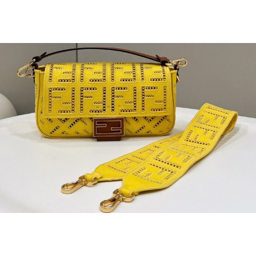 Fendi 8BR600 medium Baguette bag in Yellow Leather