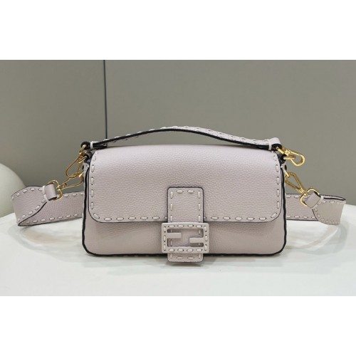 Fendi 8BR600 medium Baguette bag in Light Gray Leather