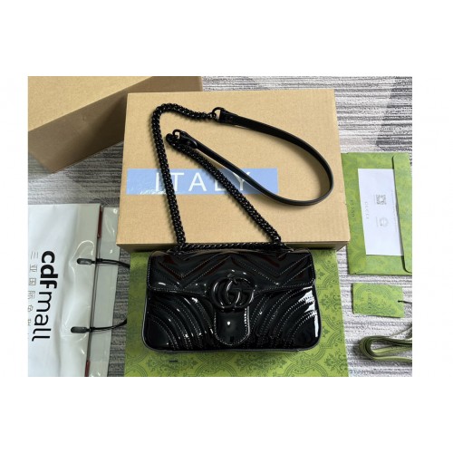 Gucci marmont Mini Shoulder Bag in Patent black matelasse chevron leather