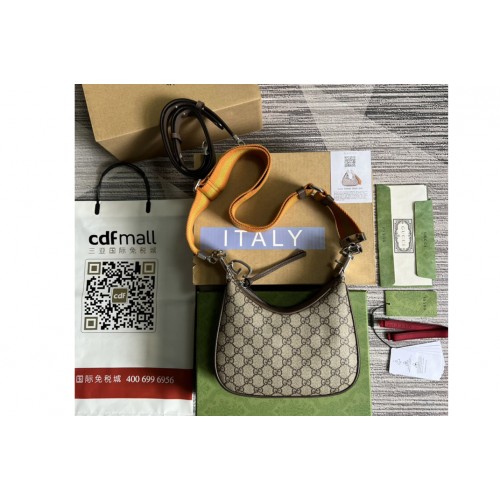 Gucci Attache small shoulder bag in Beige and ebony Supreme canvas