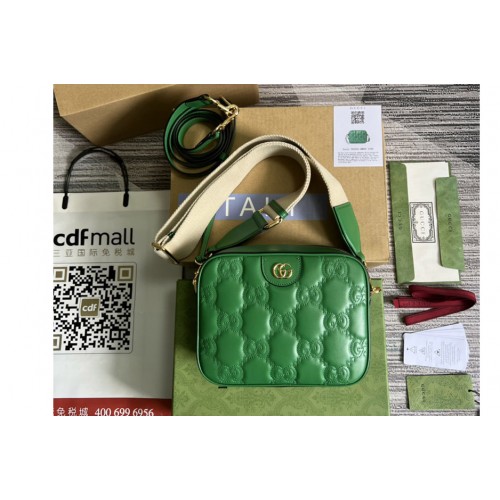 Gucci Matelasse leather small bag in Green Matelasse leather