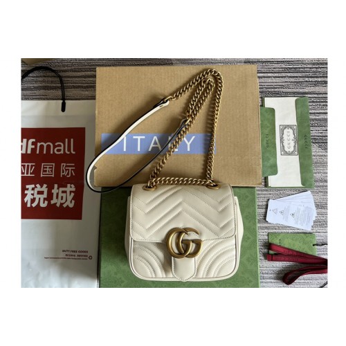 Gucci Marmont mini shoulder bag in White matelasse chevron leather
