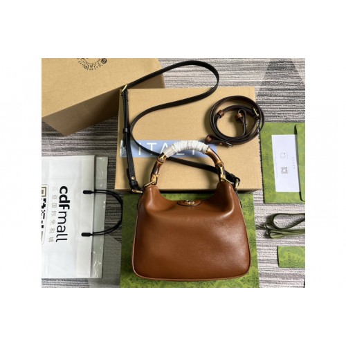 Gucci Diana Small Shoulder Bag in Brown leather Gucci Diana Small Shoulder Bag in Brown leather