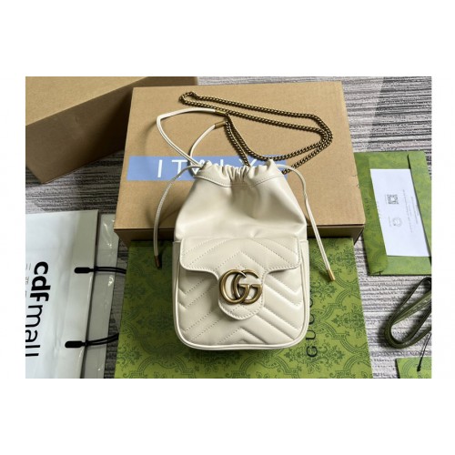 Gucci Marmont Mini Bucket Bag in White matelasse chevron leather Gucci Marmont Mini Bucket Bag in White matelasse chevron leather
