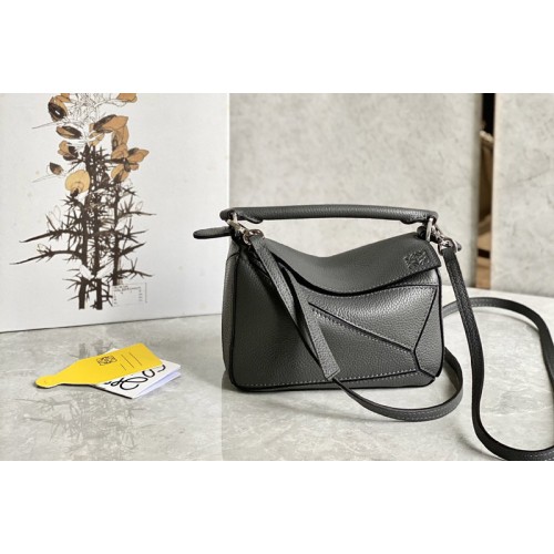 Loewe Mini Puzzle bag in Dark Grey classic calfskin