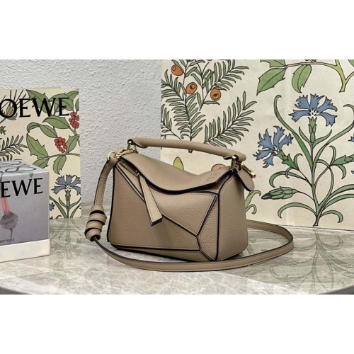 Loewe Mini Puzzle bag in Apricot classic calfskin Loewe Mini Puzzle bag in Apricot classic calfskin
