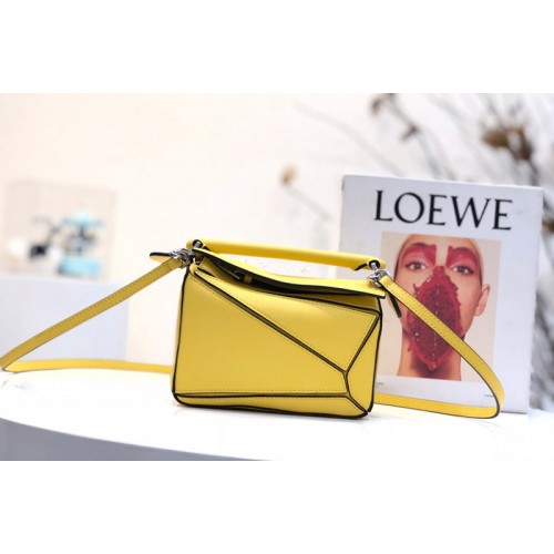 Loewe Mini Puzzle bag in Yellow classic calfskin