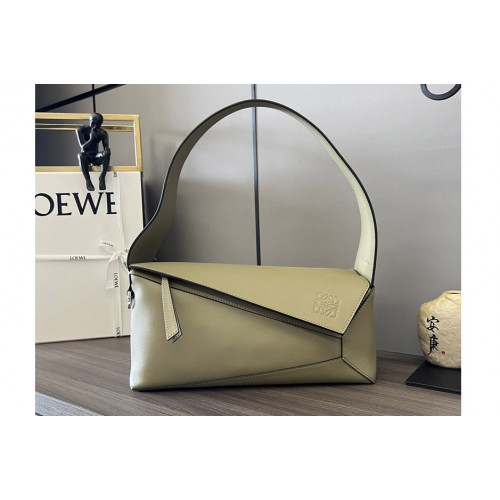 Loewe Puzzle Hobo bag in Green nappa calfskin Loewe Puzzle Hobo bag in Green nappa calfskin