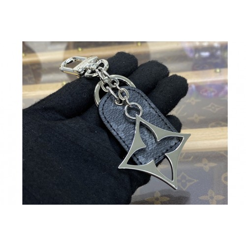 Louis Vuitton M00834 For You And Me Bag Charm & 038 Key Holder Louis Vuitton M00834 For You And Me Bag Charm & 038 Key Holder