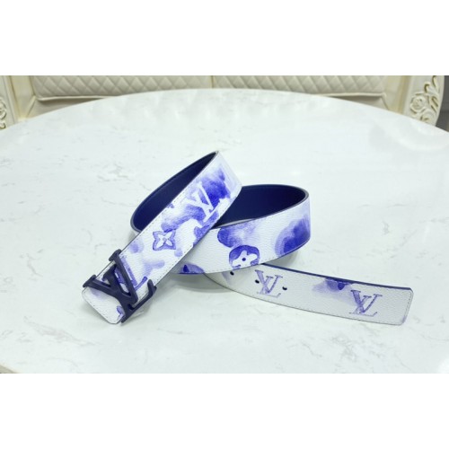 Louis Vuitton M0358V Shape 40mm reversible belt in Watercolor Blue With Navy Blue Buckle Louis Vuitton M0358V Shape 40mm reversible belt in Watercolor Blue With Navy Blue Buckle