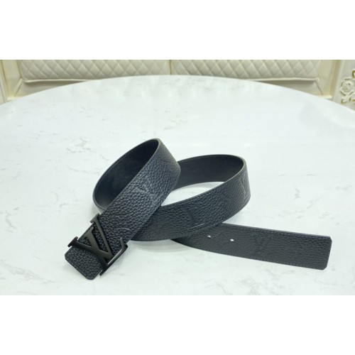 Louis Vuitton M0424V Initiales 40mm reversible belt in Black Taurillon leather With Black Buckle Louis Vuitton M0424V Initiales 40mm reversible belt in Black Taurillon leather With Black Buckle