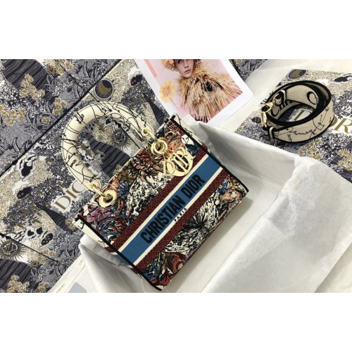 Dior M0565 Medium Lady D-Lite bag in Multicolor Embroidery Dior M0565 Medium Lady D-Lite bag in Multicolor Embroidery