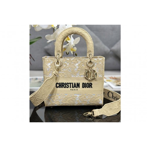 Dior M0565 Medium Lady D-Lite bag in Gold-Tone D-Lace Embroidery with 3D Macrame Effect Dior M0565 Medium Lady D-Lite bag in Gold-Tone D-Lace Embroidery with 3D Macrame Effect