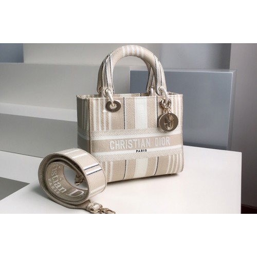 Christian Dior M0565 Dior Medium Lady d-lite bag in Beige Stripes Embroidery Christian Dior M0565 Dior Medium Lady d-lite bag in Beige Stripes Embroidery