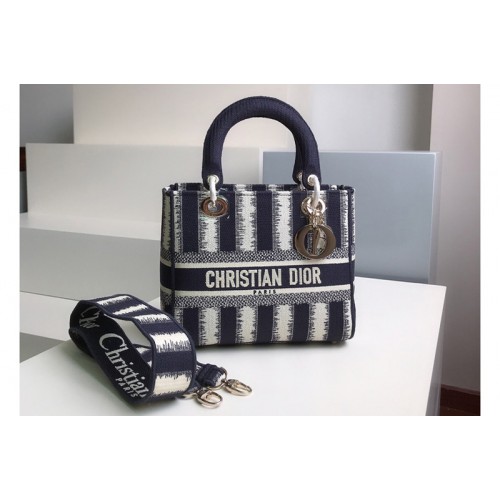 Christian Dior M0565 Dior Medium Lady d-lite bag in Blue D-Stripes Embroidery Christian Dior M0565 Dior Medium Lady d-lite bag in Blue D-Stripes Embroidery