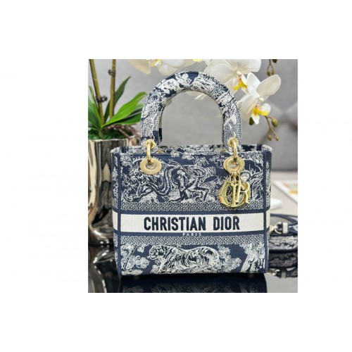 Dior M0565 Christian Dior Medium Lady D-Lite bag in Blue Toile de Jouy Embroidery Dior M0565 Christian Dior Medium Lady D-Lite bag in Blue Toile de Jouy Embroidery