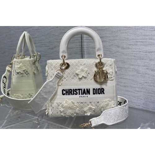 Dior M0565 Christian Dior Medium Lady D-Lite bag in White D-Lace Embroidery with 3D Macrame Effect