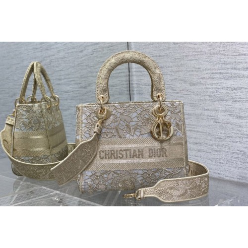 Dior M0565 Christian Dior Medium Lady D-Lite bag in Beige Cannage Raffia