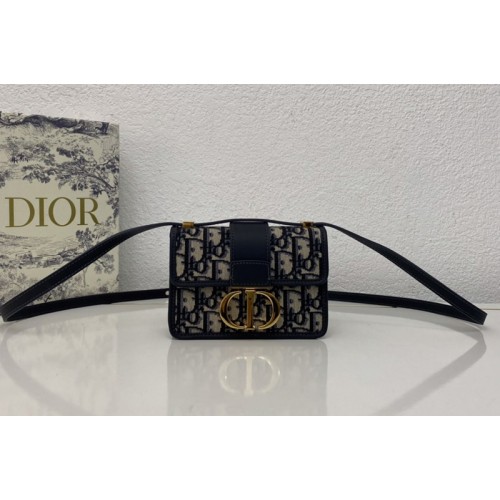 Christian Dior M1210 Dior 30 Montaigne mini bag in Blue Dior Oblique Jacquard Christian Dior M1210 Dior 30 Montaigne mini bag in Blue Dior Oblique Jacquard