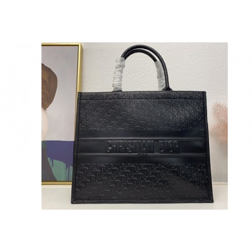 Christian Dior M1286 Dior book tote Bag in Black Dior Oblique Embossed Calfskin Christian Dior M1286 Dior book tote Bag in Black Dior Oblique Embossed Calfskin