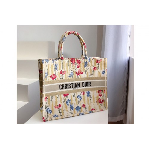 Christian Dior M1286 Dior book tote Bag in Dior Embroidery Christian Dior M1286 Dior book tote Bag in Dior Embroidery