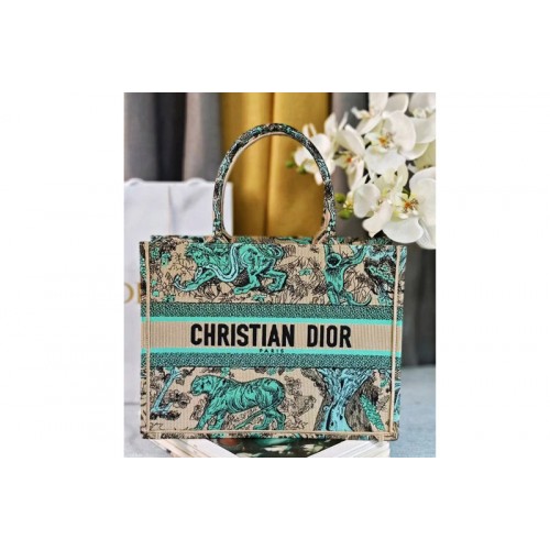 Dior M1296 Medium Dioriviera Dior Book Tote bag in Raffia with Blue Toile de Jouy Sauvage Embroidery