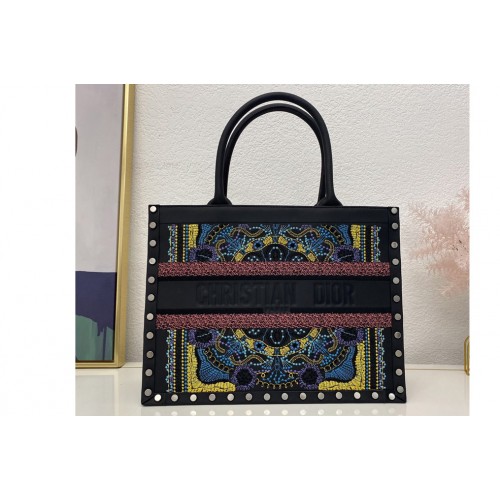 Christian Dior M1296 Dior book tote Bag in Black Calf Leather With Embroidery Christian Dior M1296 Dior book tote Bag in Black Calf Leather With Embroidery